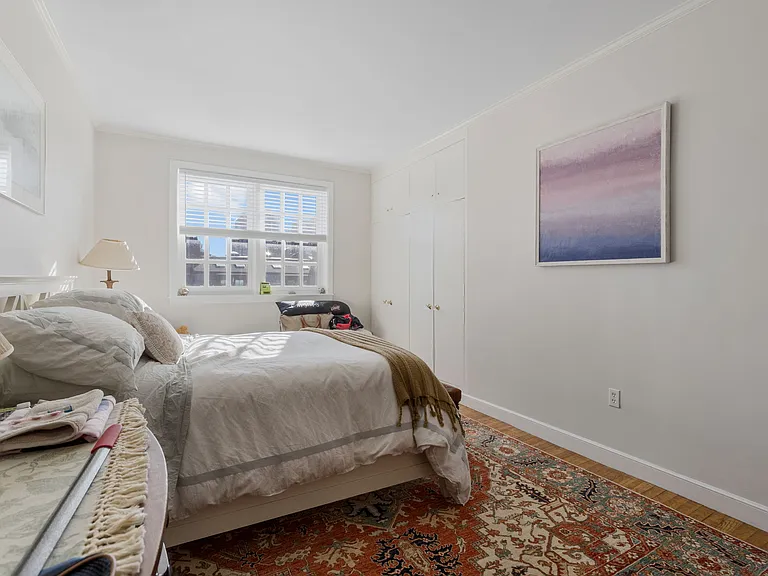 122 Beacon St #6A — Photo 8