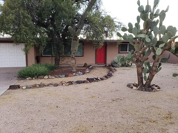 4th image of 2815 E Campo Bello Dr