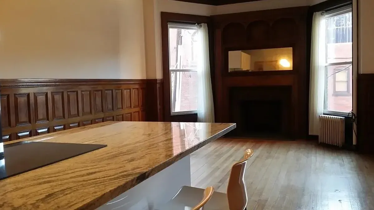 Building Photo - 853 Beacon St #2