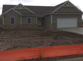 8146 E Pioneer Way, North Webster, IN 46555