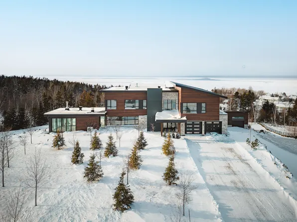 898 Rue Dyouville, Rimouski, QC G5L 0C6