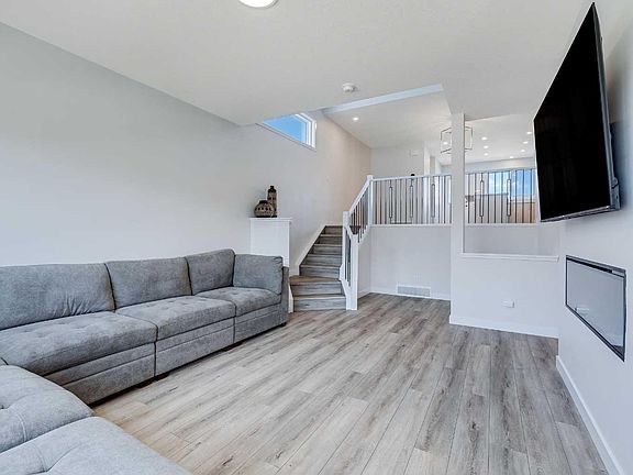 4th image of 235 Aquila Way NW