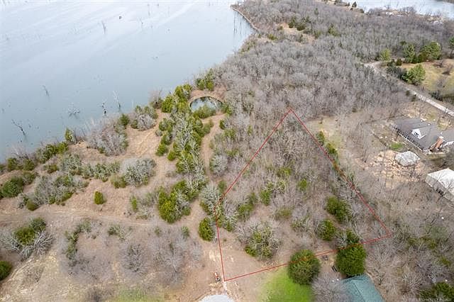 1st image of Swan Ln