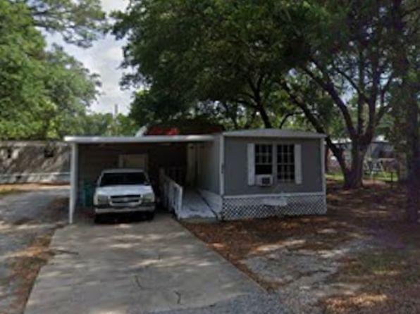 1452 Williams Ave