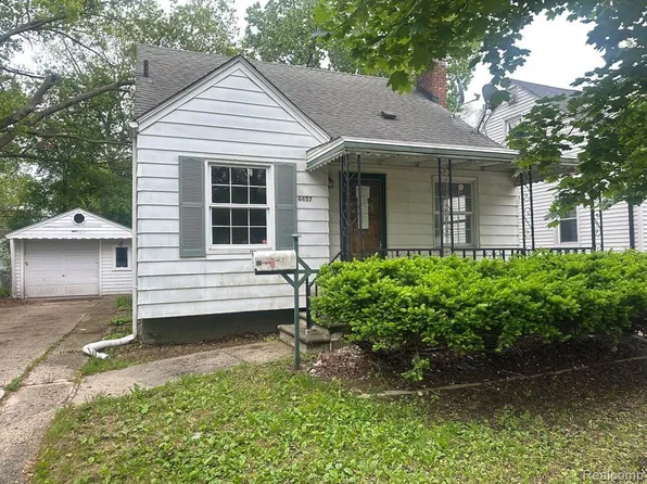 4457 1st St, Wayne, MI 48184
