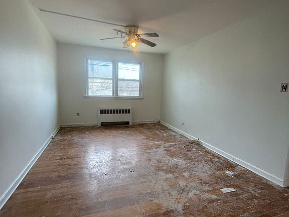 2nd image of 119 Hobart Ave Floor 3