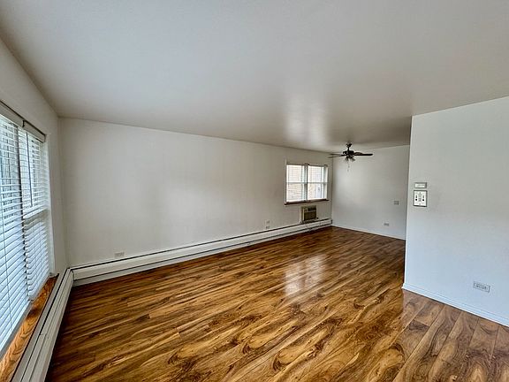 3rd image of 10925 S Keating Ave #1N