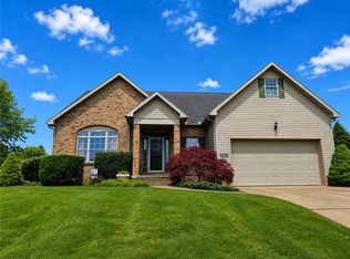 105 Sunburst Ct, Butler, PA 16001