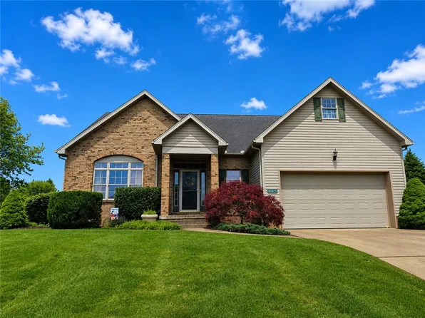 105 Sunburst Ct, Butler, PA 16001
