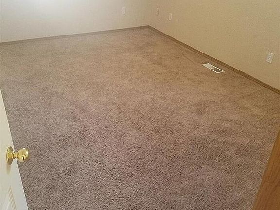 5th image of 3600 Banbury Pl SE