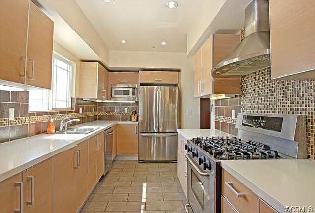 1st image of 1622 Barry Ave Penthouse 2