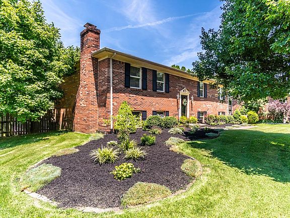 5th image of 114 Whittington Cir