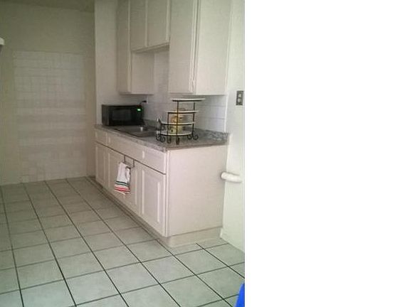 5th image of 619 W Nevada St APT A