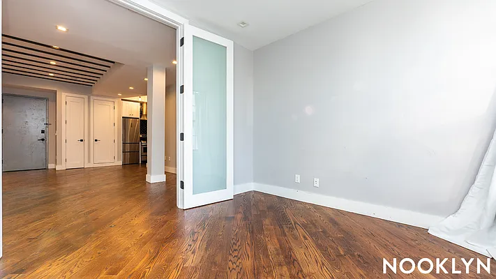Rented by Nooklyn NYC LLC | media 6
