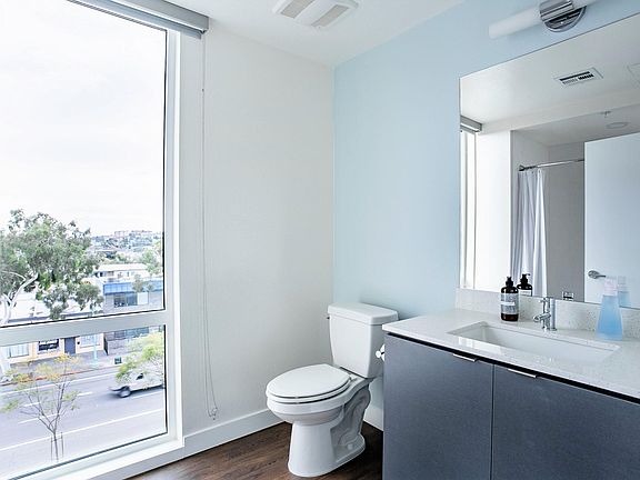4th image of 4330 Alabama St #511