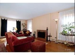1220 Arbor Ave, Highland Park, IL 60035