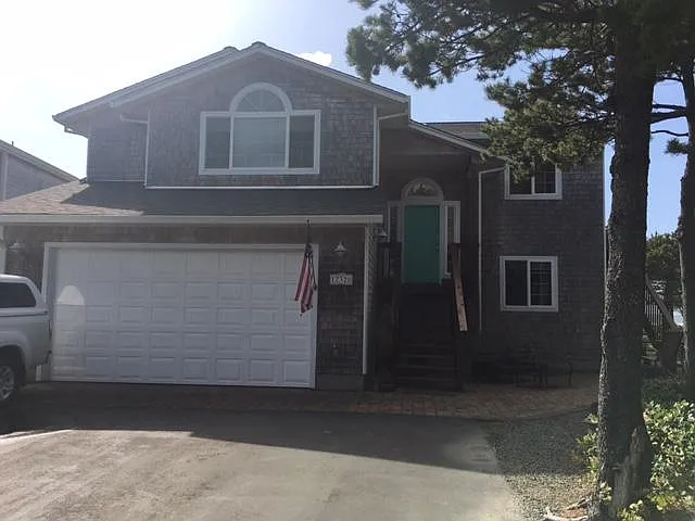 17320 Pine Beach Way photo 1