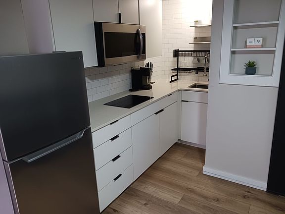 4th image of 815 NW 3rd St #8-F