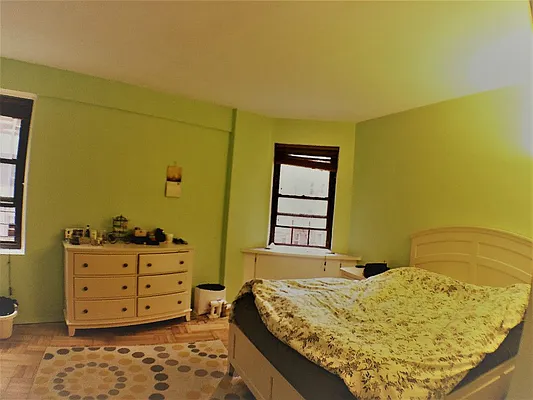 Rented by New York Cosmopolitan Realty | media 12