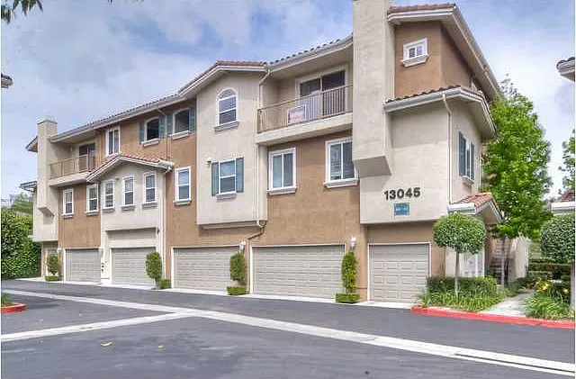 13045 Evening Creek Dr #43 — Photo 2