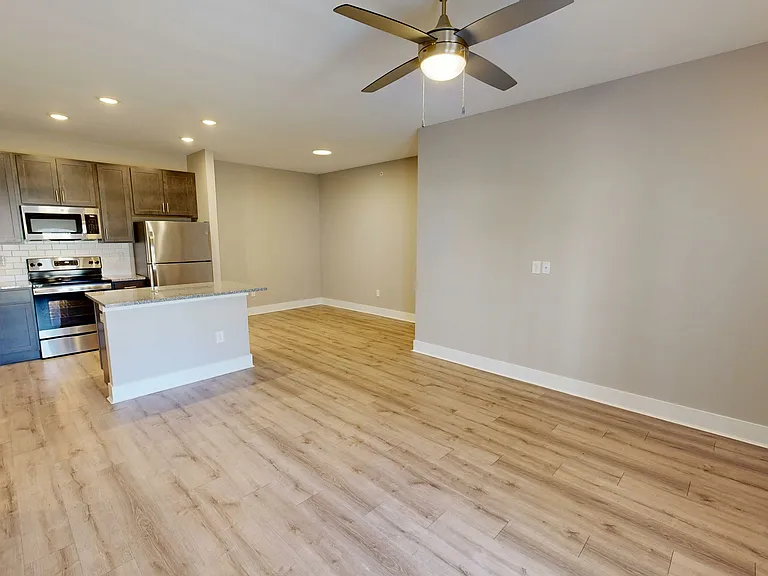 Gentry East Apartments — Photo 44