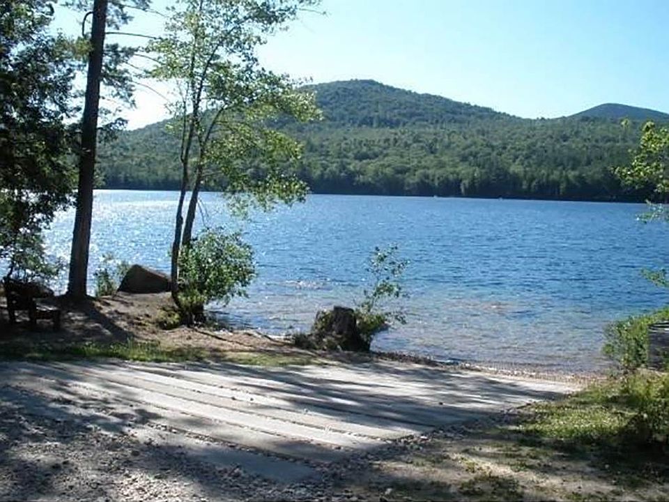 2nd image of 299 Ossipee Mountain Road