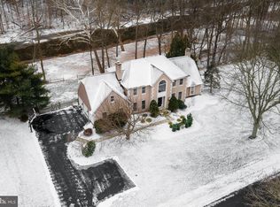 880 Macclesfield Rd, Furlong, PA 18925