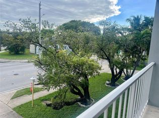 555 NE 123rd St APT 205-B, North Miami, FL 33161