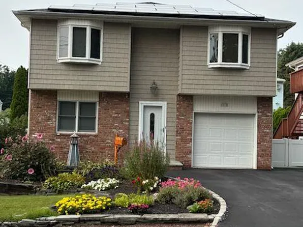 21 Godfrey Avenue, Bayville, NY 11709