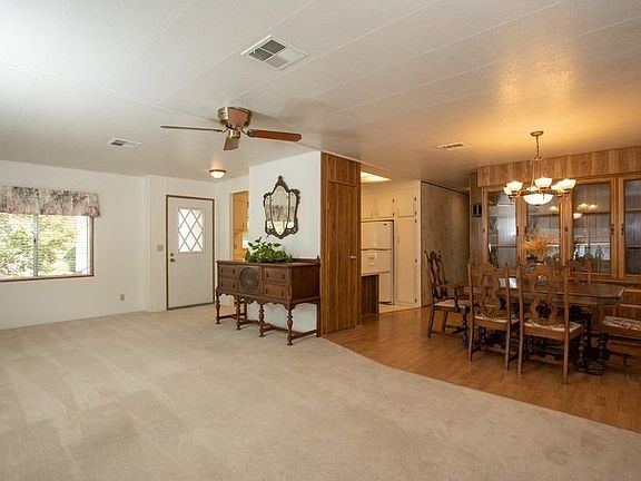 5th image of 261 Stonebrook Dr