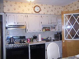 4th image of 18 Virginia Dr