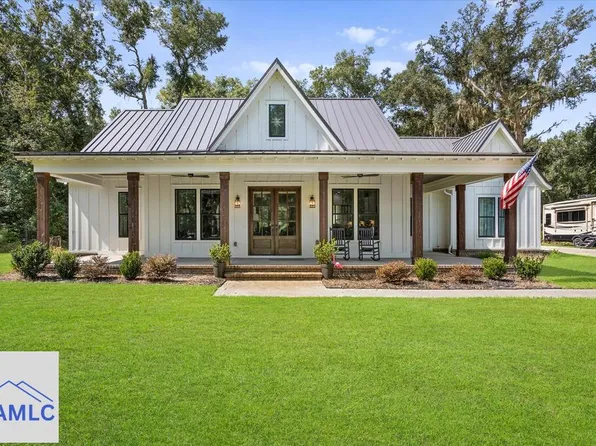 476 Blount Ln, Midway, GA 31320