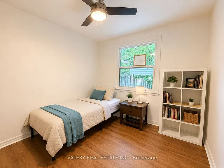 206 Barry Pl #MAIN — Photo 18
