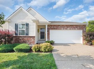 132 Silo Valley Dr, Wentzville, MO 63385