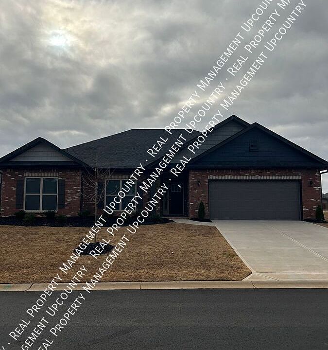 1st image of 409 Rolling Waters Dr