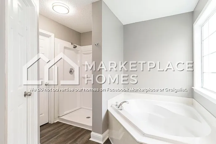 415 Covington Cv — Photo 15