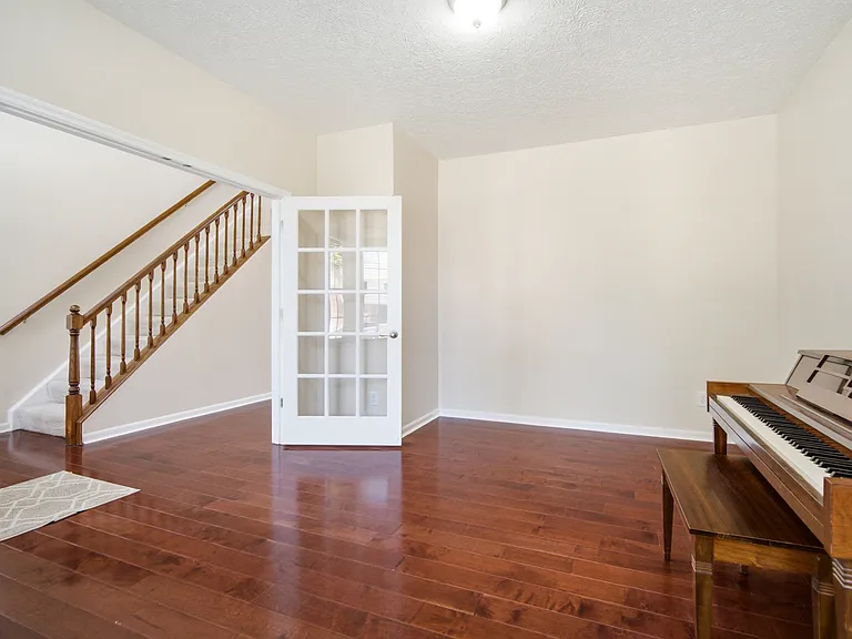 4431 Spring Field Ln — Photo 35