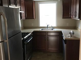 54 Russell St APT 3, Plymouth, MA 02360