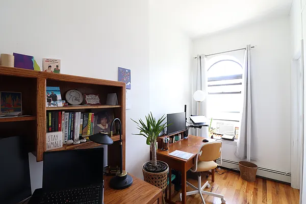 Rented by Nest Seekers International | media 10