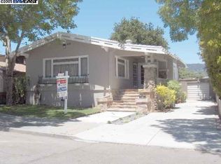 3826 Aqua Vista St, Oakland, CA 94601