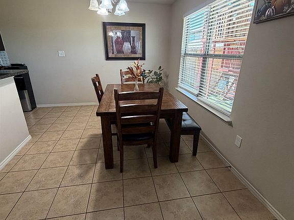 4th image of 1633 Port Victoria Dr