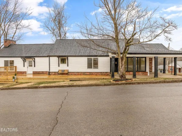 910 E 2nd Ave, Lenoir City, TN 37771