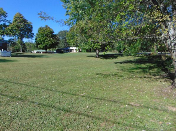 309 Bainbridge Rd, Florence, AL 35634