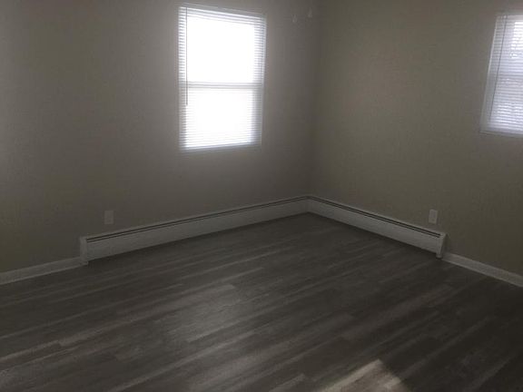 3rd image of 1801 Borton Ave