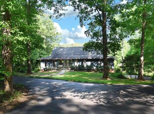 100 Brookshire Dr, Fayetteville, GA 30215