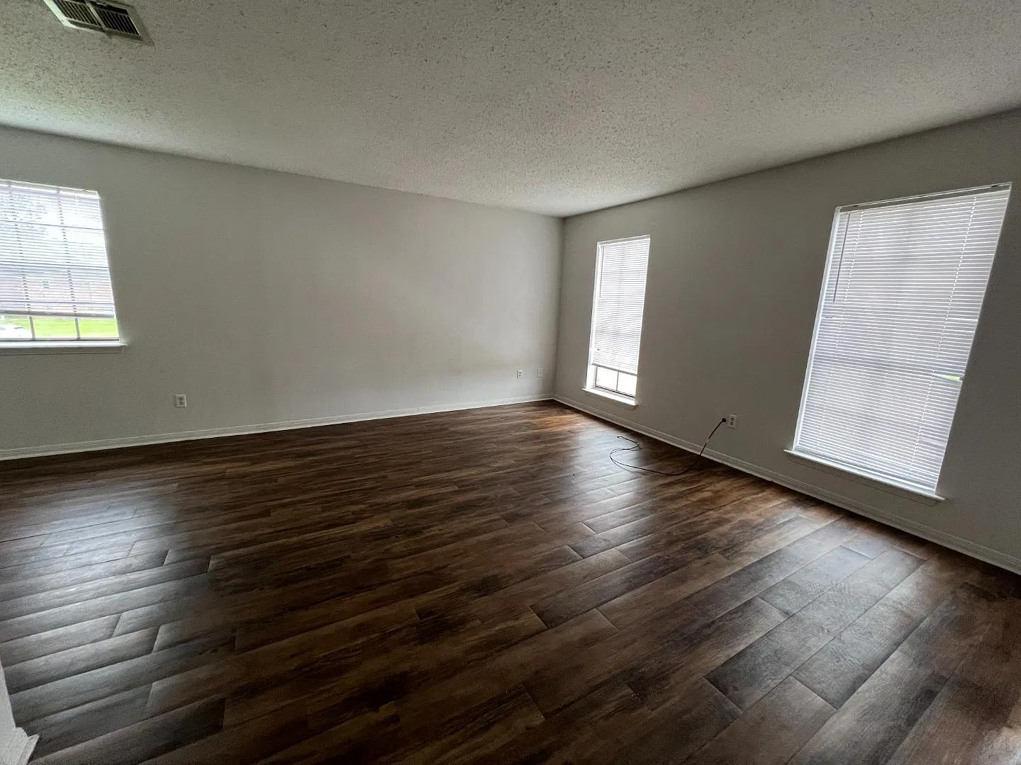 201 Sweetbriar St - Unit D — Photo 2