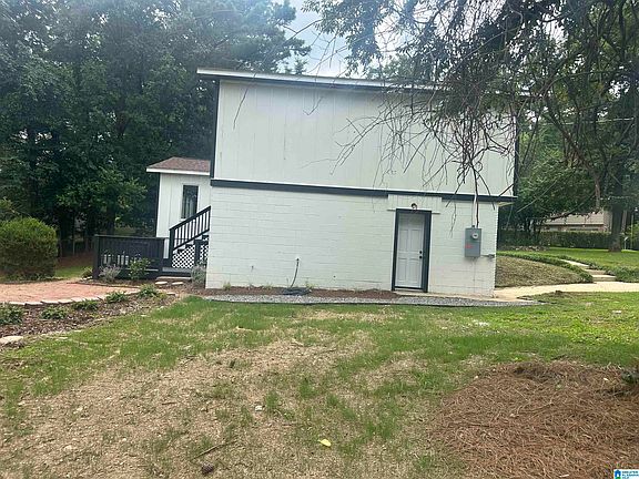 2nd image of 227 27th Court Cir NW