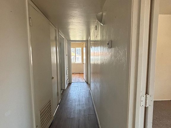 4th image of 421 Wilson Ave