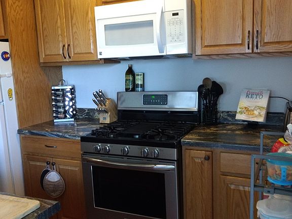 3rd image of 455 Sidney Ave Unit A