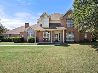 6115 Autumn Breeze Cir, Fort Worth, TX 76140